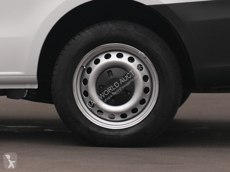 عربة نفعية Mercedes 114