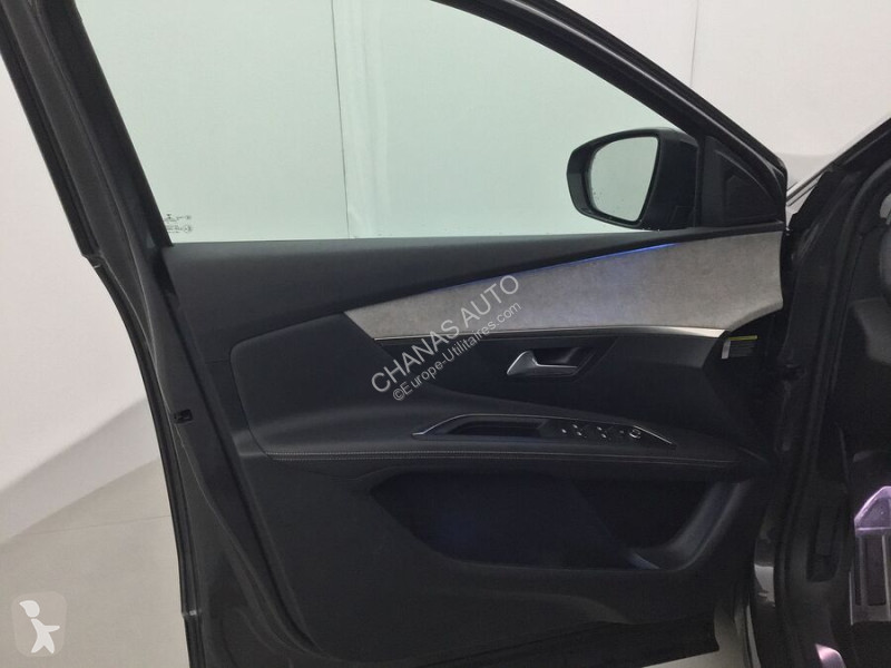 Autoutilitară Peugeot 1.5 BlueHDi 130 GT EAT8