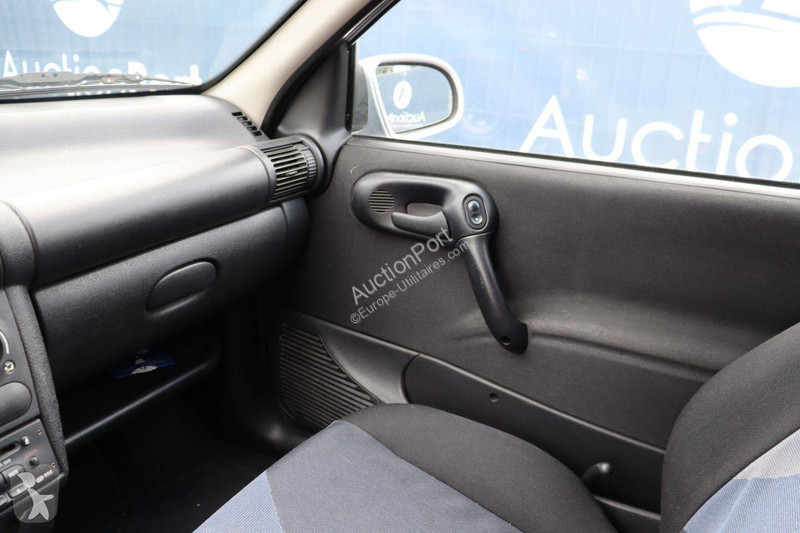 Véhicule utilitaire Opel