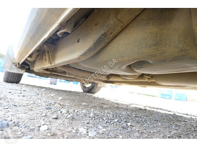 Véhicule utilitaire Nissan