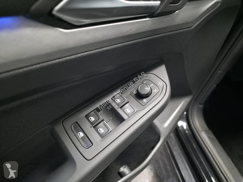 Véhicule utilitaire Volkswagen GOLF SW 2.0 TDI...