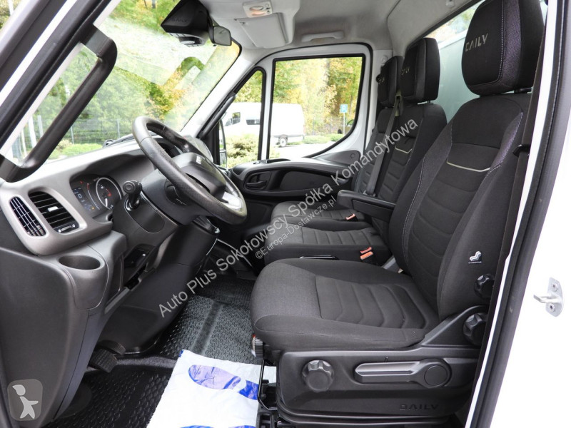 Véhicule utilitaire Iveco 35C16 DAILY