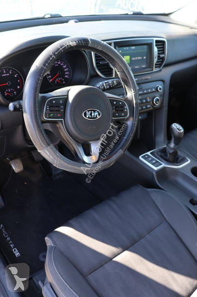 Véhicule utilitaire KIA