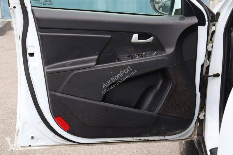 KIA  van