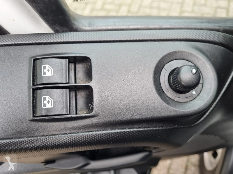 Užitkové vozidlo Iveco 35C16 3.0D Koelkoffer...