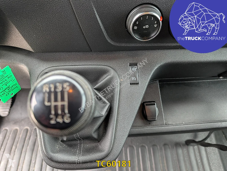 Renault 130.35 l2h2 navcelle van
