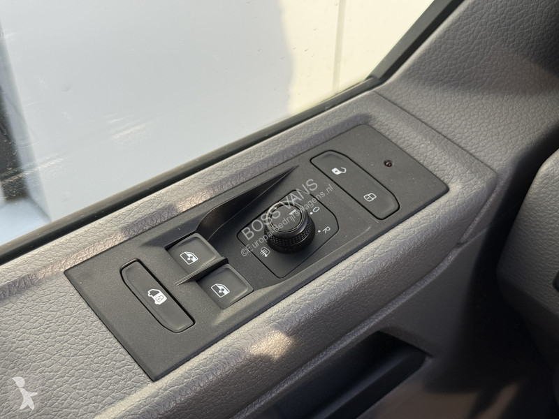 Varevogn Volkswagen 37,3kWh 113PK L2H1...