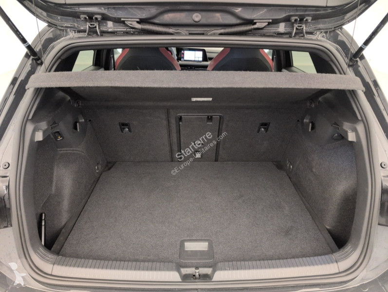 Volkswagen  GOLF 8 Transporter