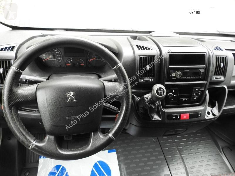 Autoutilitară Peugeot BOXER PLANDEKA WINDA 8...