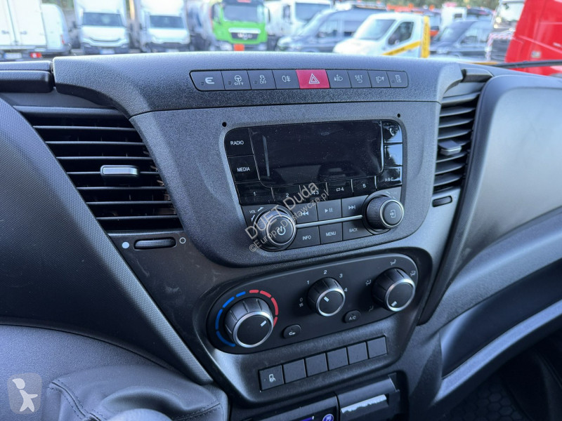 Furgoneta Iveco 35S16 V