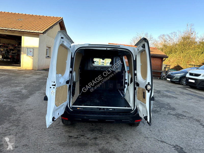 Véhicule utilitaire Renault (Kangoo) 1.5 Blue...