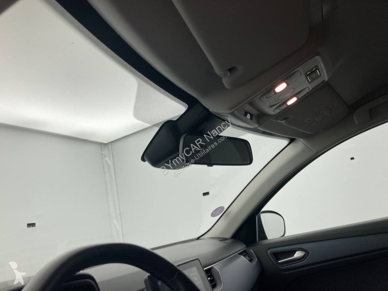 Autoutilitară Renault Arkana mild hybrid 140...