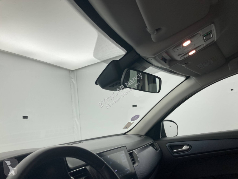 Autoutilitară Renault Arkana mild hybrid 140...