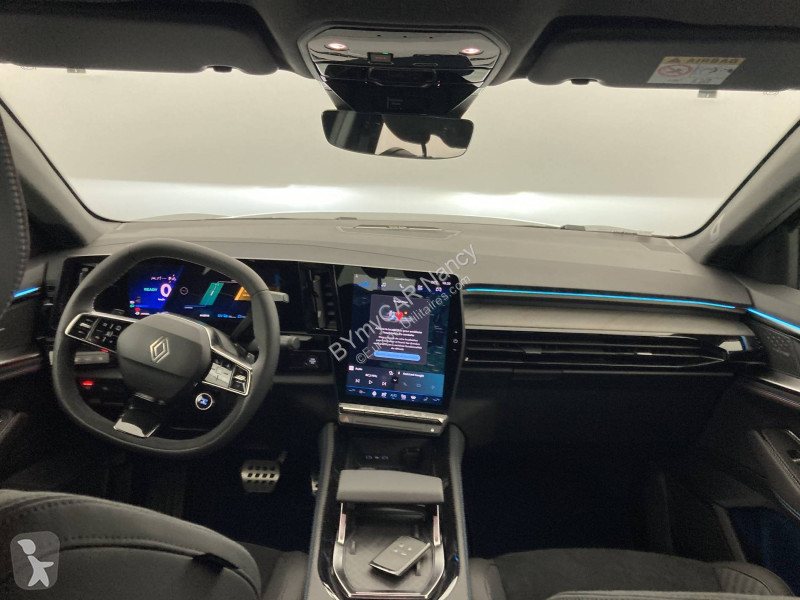Autoutilitară Renault Rafale E-Tech 4x4 300