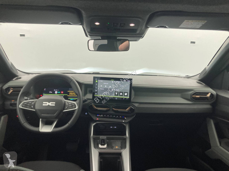 Užitkové vozidlo Dacia Bigster Hybrid 155