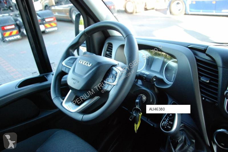Užitkové vozidlo Iveco DAILY 35-180