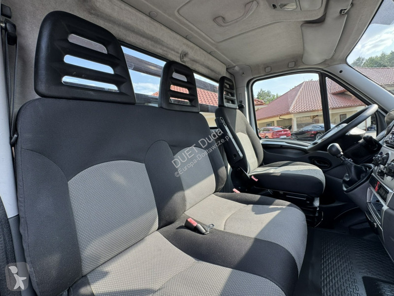 Autoutilitară Iveco 50C18 V