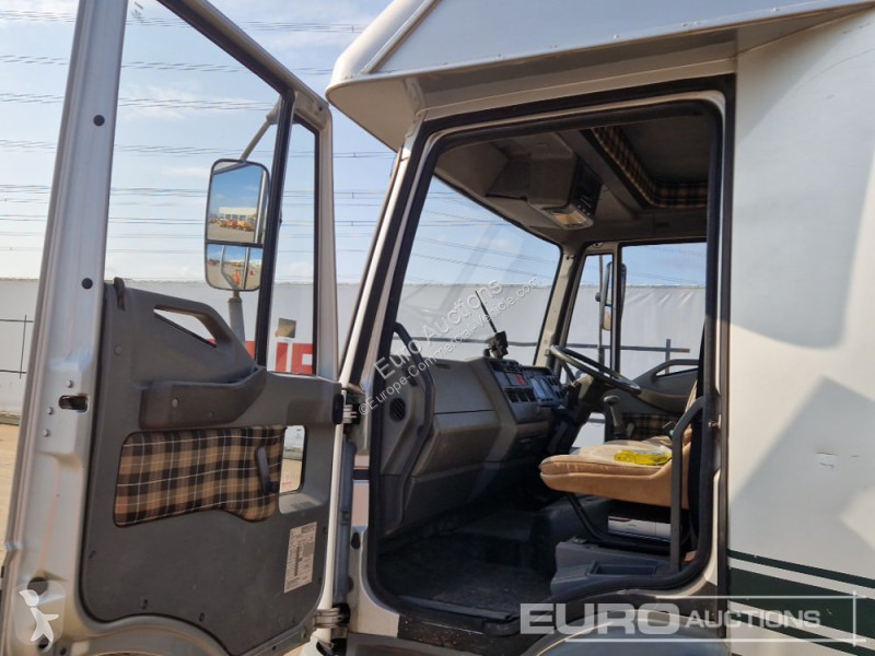 Furgoneta  75E15K