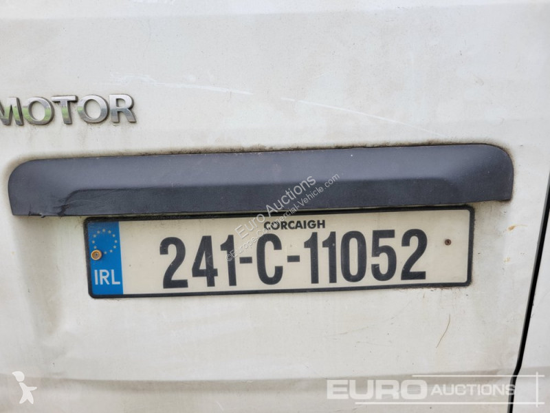 Véhicule utilitaire Maxus 9