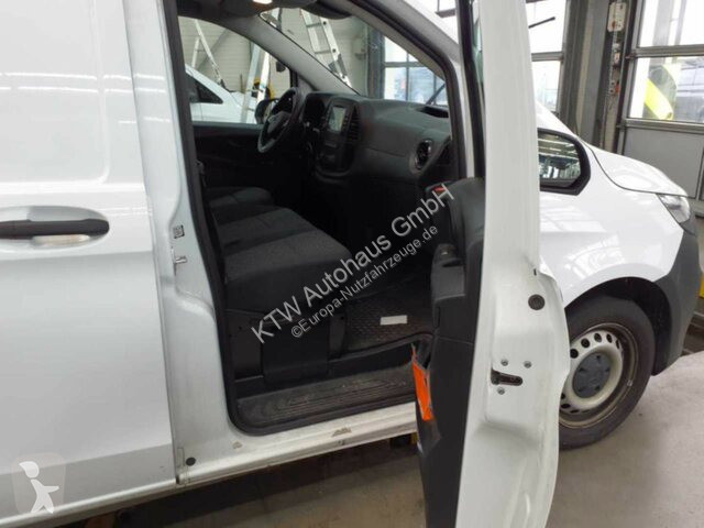Furgoneta Mercedes Vito KA...