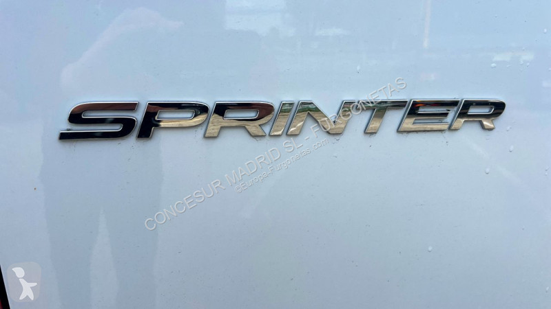 Véhicule utilitaire Mercedes Nuevo Sprinter 311...