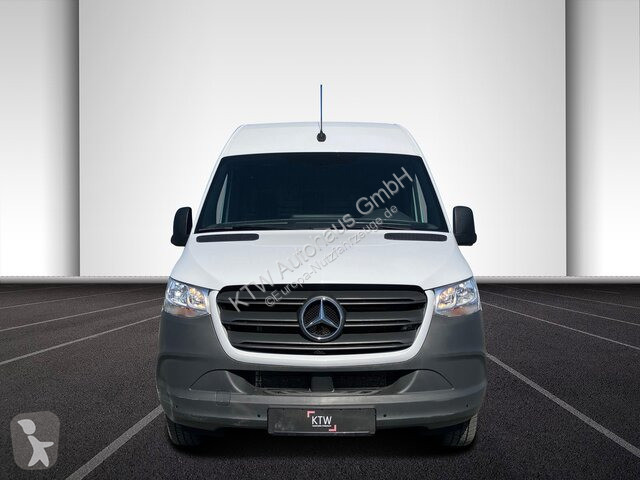 Užitkové vozidlo Mercedes 317...