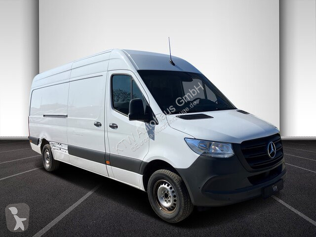 Užitkové vozidlo Mercedes 317...
