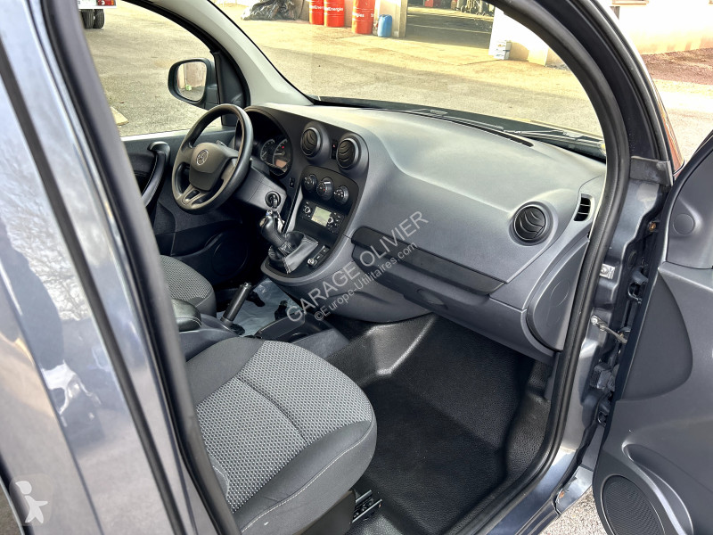 عربة نفعية Mercedes Mixto Extra Long Pro