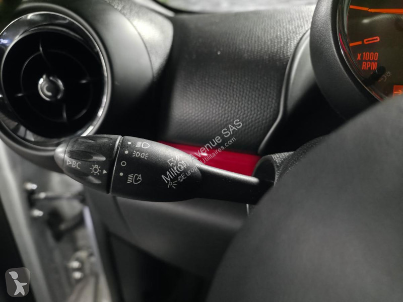 Лекотоварен автомобил Mini