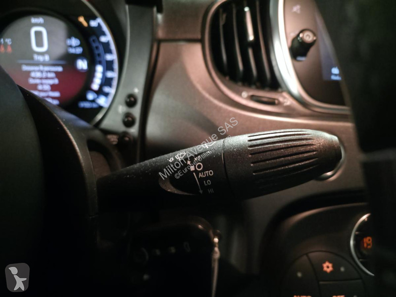 Samochód dostawczy Abarth 500 1.4i 165 Abarth...