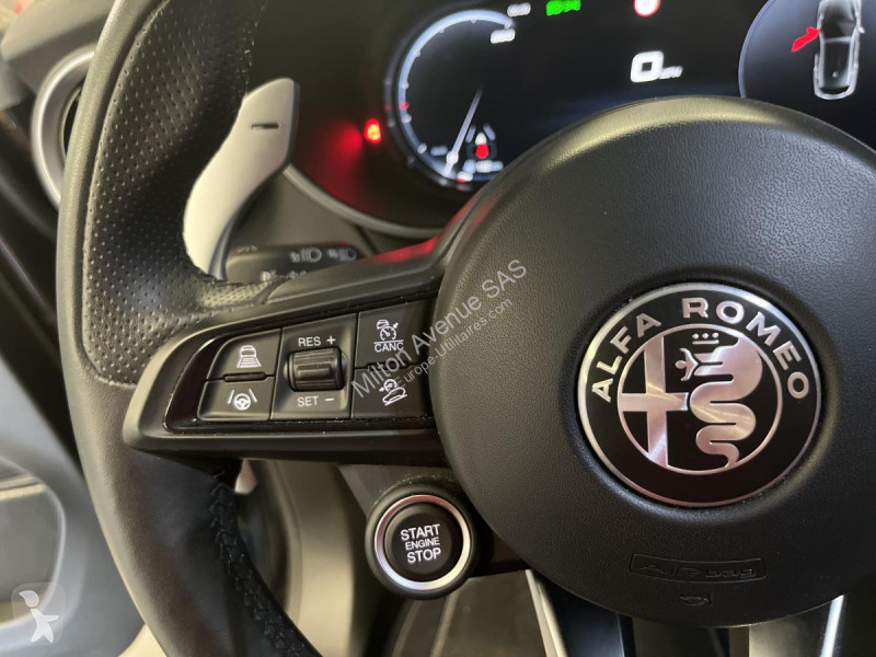 Samochód dostawczy Alfa-Roméo STELVIO 2.2 D -...
