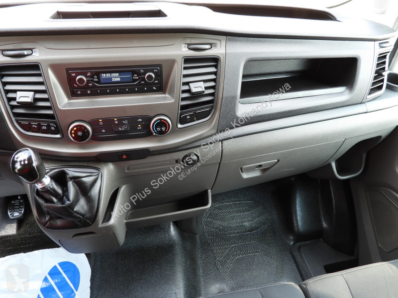 Samochód dostawczy Ford  TRANSIT