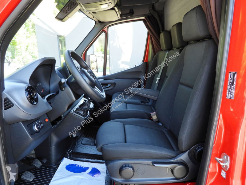 عربة نفعية Mercedes 23ASTER