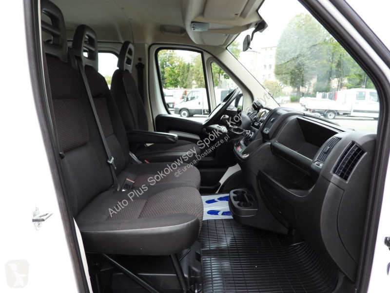 Samochód dostawczy Peugeot  BOXER
