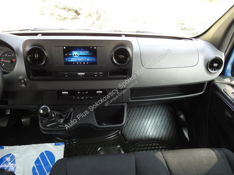 Samochód dostawczy Mercedes 316