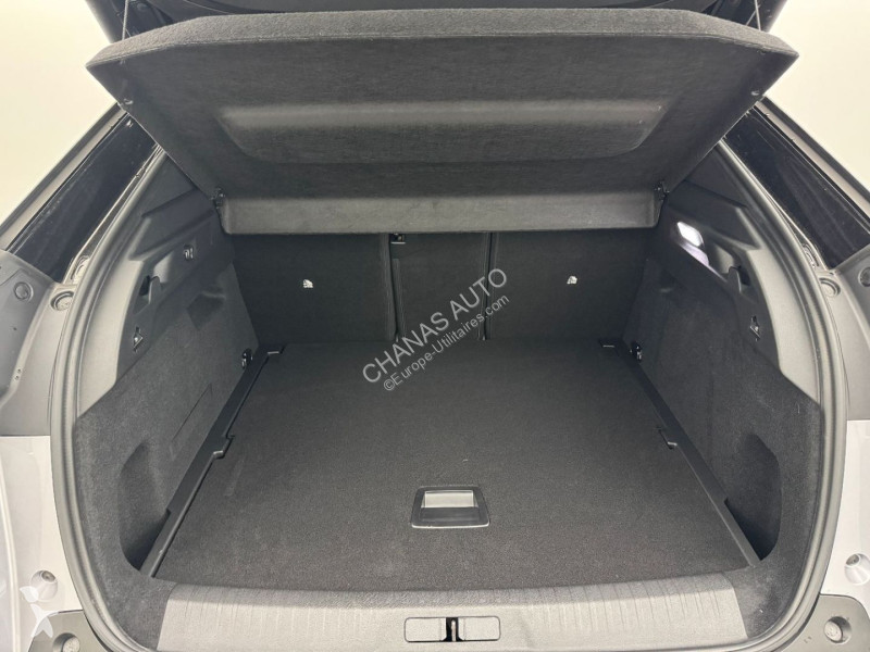 Véhicule utilitaire Peugeot 1.2 Hybrid 145 GT...