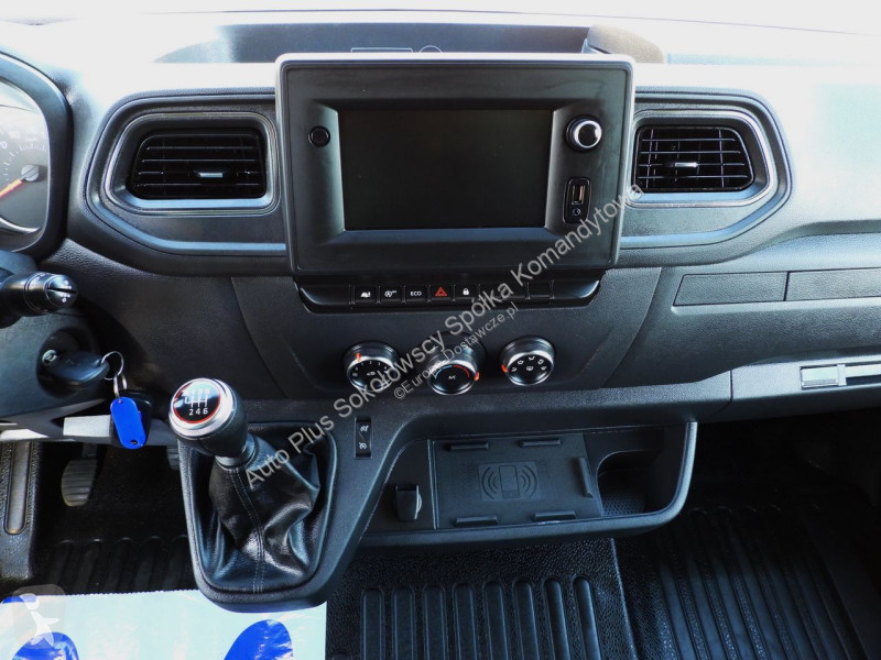 Samochód dostawczy Renault  MASTER