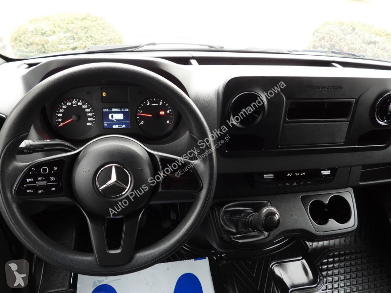 عربة نفعية Mercedes 23RANSIT