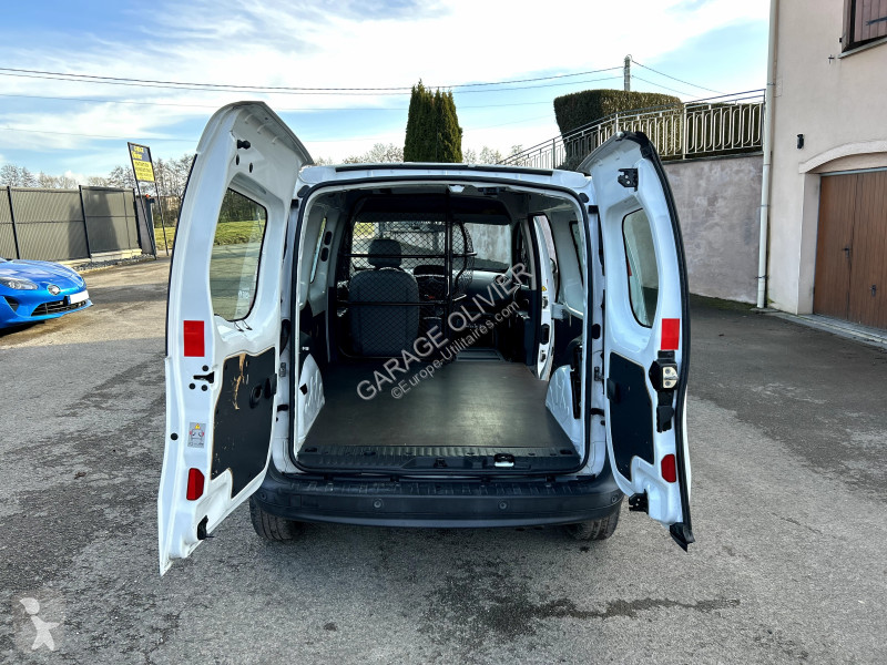 عربة نفعية Renault Maxi Grand Volume 1.5 dci 90...
