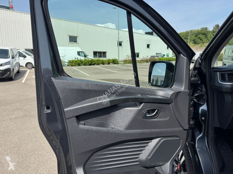 Véhicule utilitaire Renault L1H1 3T BLUE DCI...