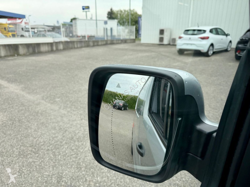 Véhicule utilitaire Renault BLUE DCI 170 BVA9...
