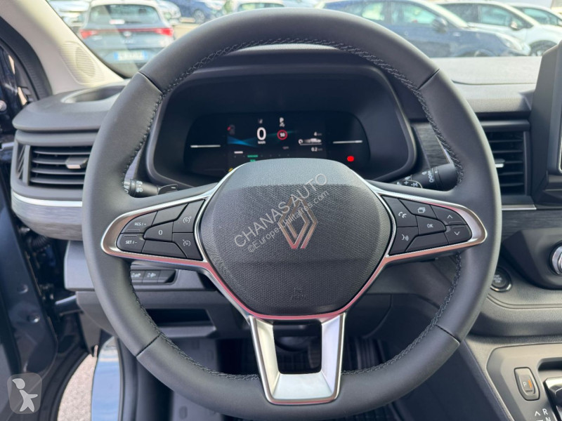 Véhicule utilitaire Renault L2H1 3T BLUE DCI...
