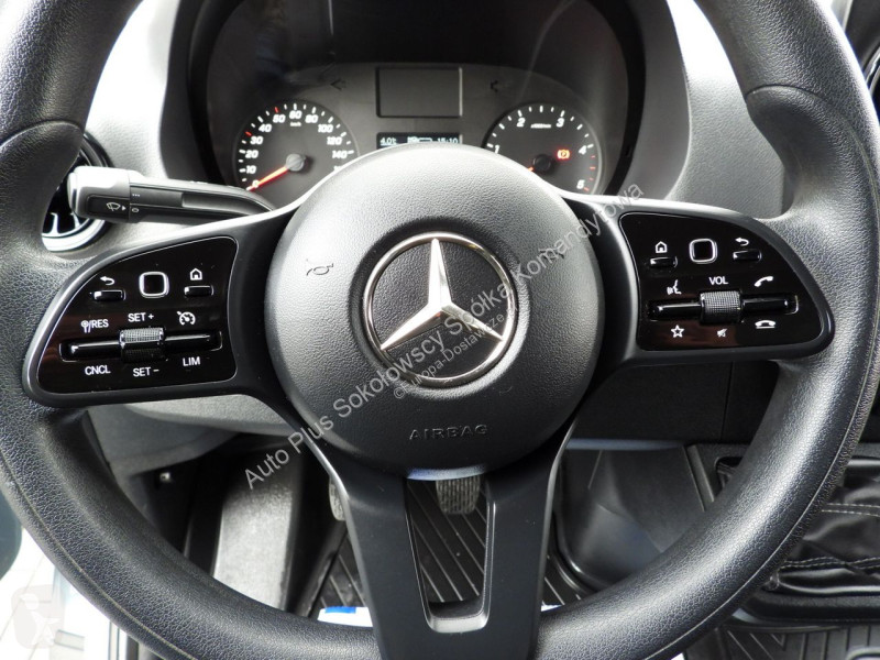 عربة نفعية Mercedes 23ASTER