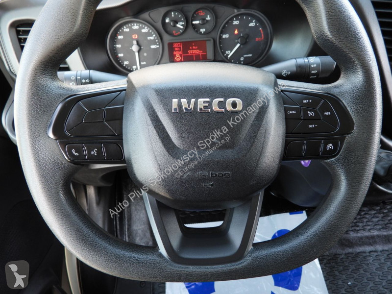 Furgoneta Iveco 35C14 DAILY