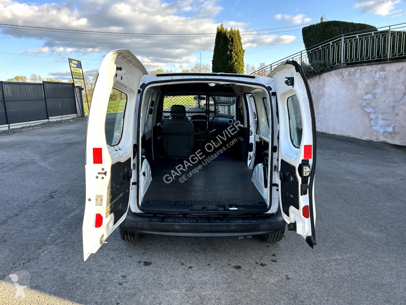 عربة نفعية Renault Maxi Grand Volume 1.5 dci 90...