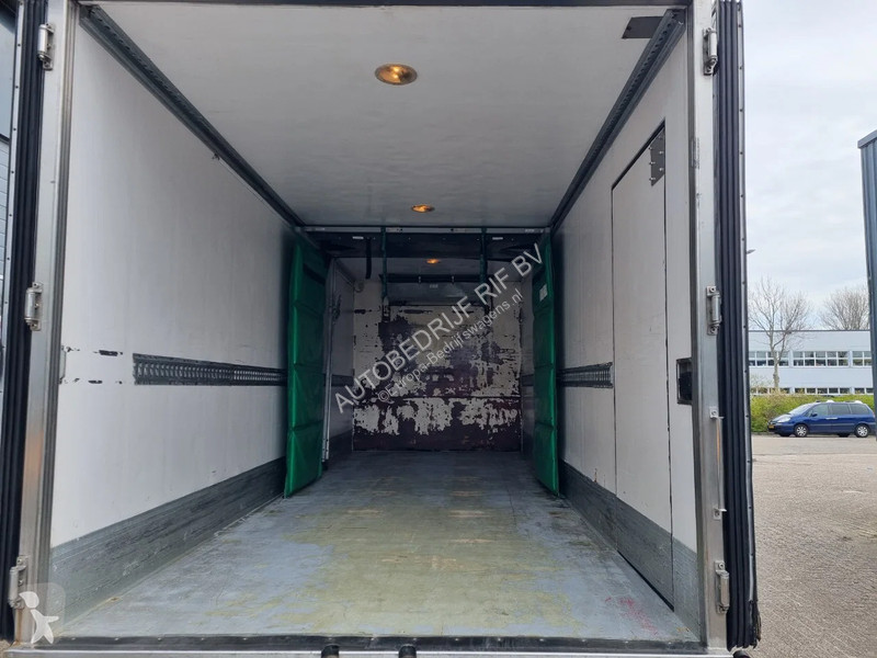 Samochód dostawczy Iveco 40C17 B/E 10T...