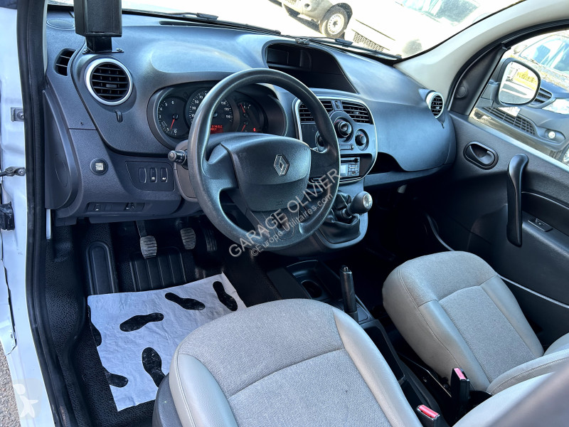 Véhicule utilitaire Renault Maxi Grand Volume...