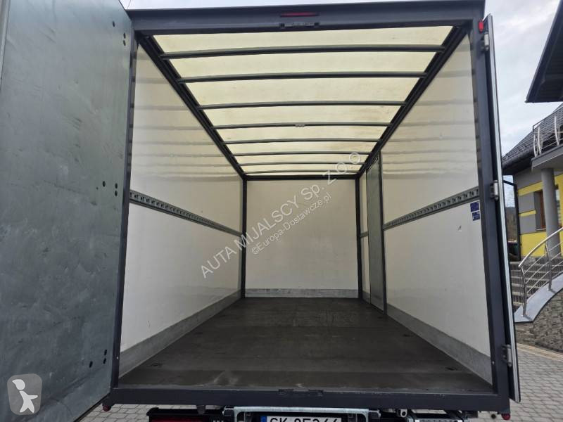 Samochód dostawczy Iveco