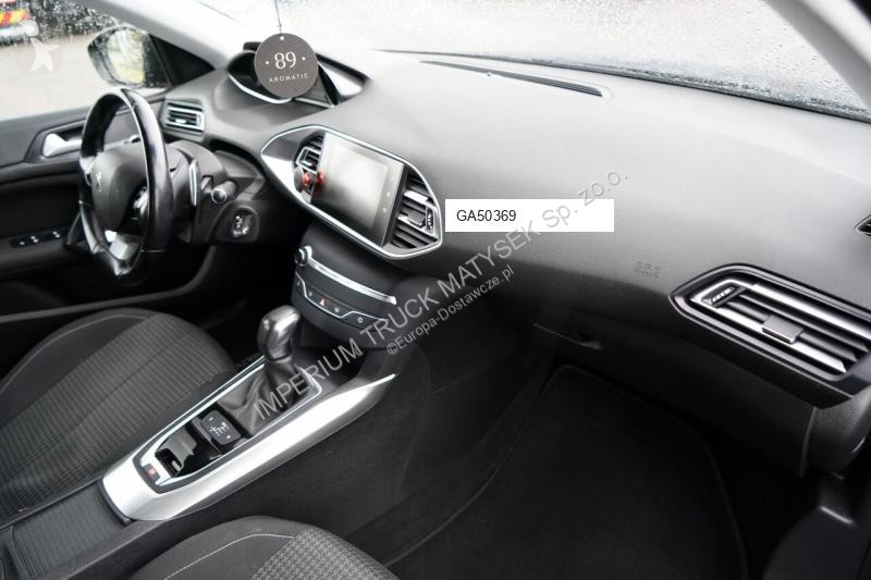 Samochód dostawczy Peugeot 308 1.5 BlueHDi ACTIVE