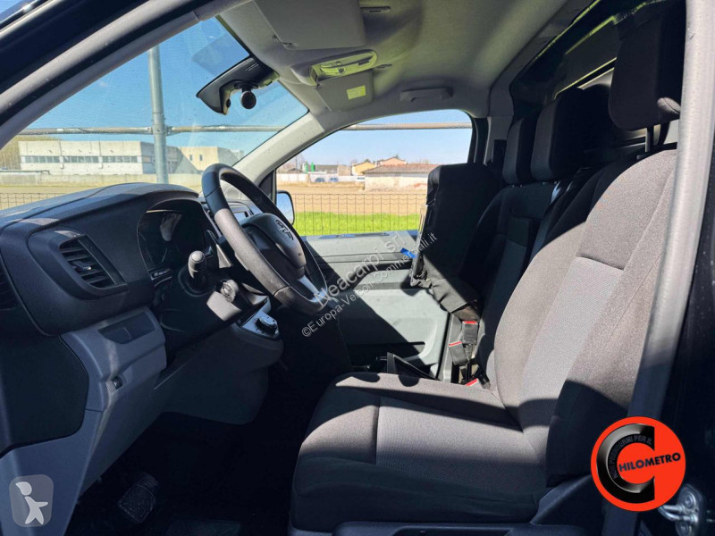 عربة نفعية Opel